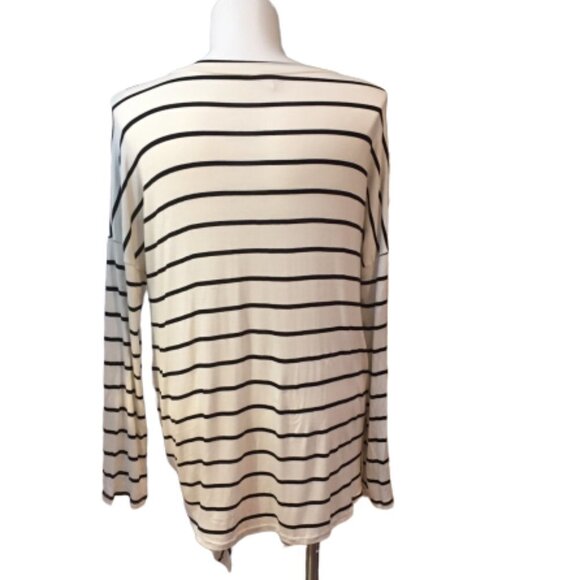 Watermelon black and white striped top size 1XL 1X - Picture 4 of 6